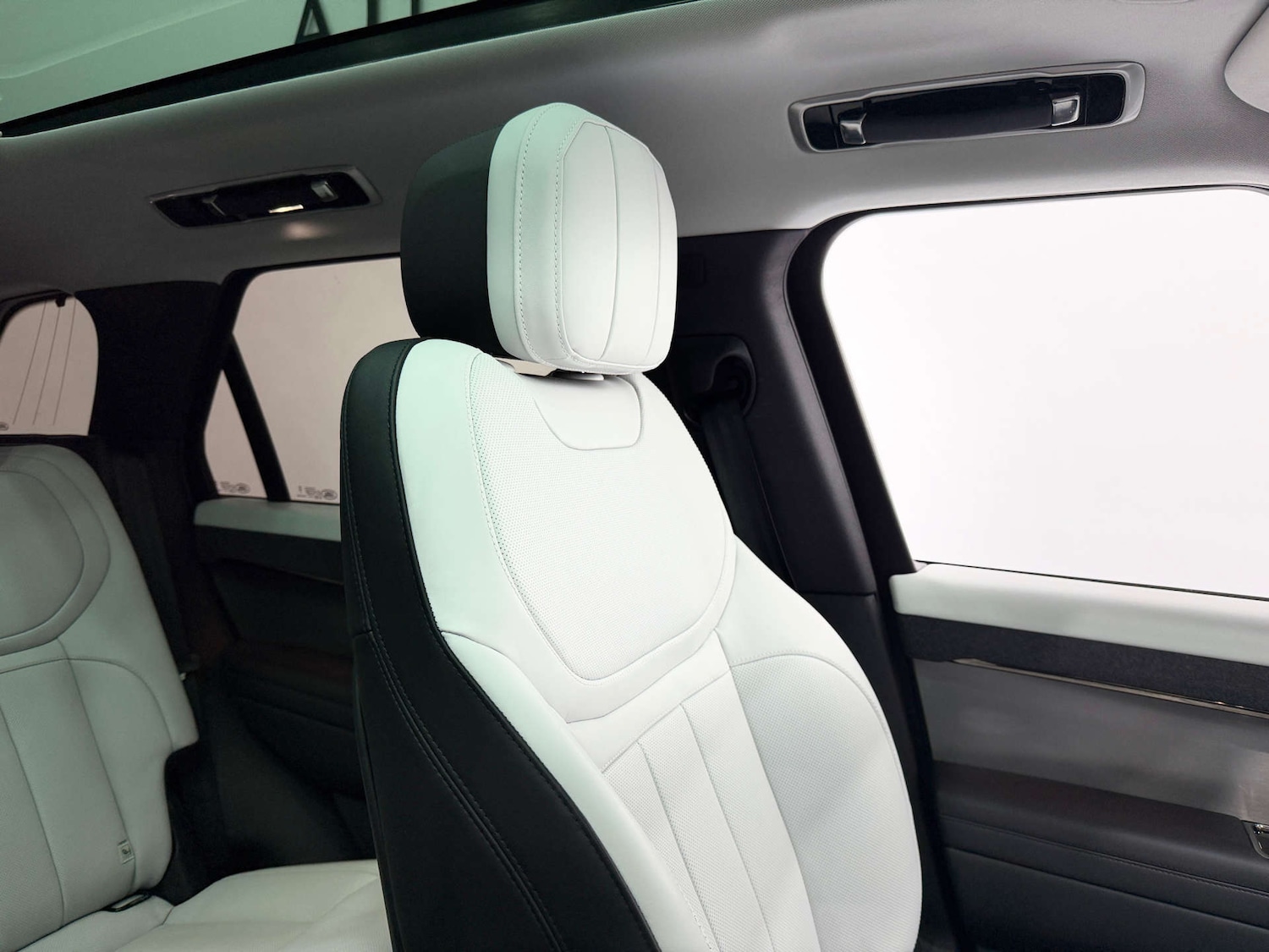 Used Land Rover Range Rover Sport 2024 for sale - 76830063: Photo 43