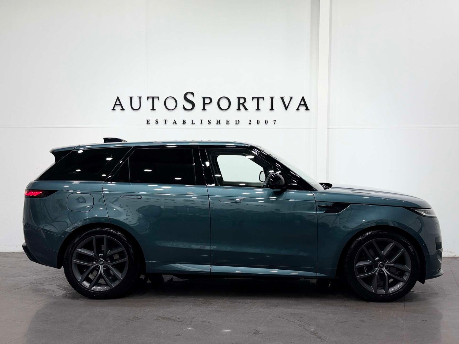 Used Land Rover Range Rover Sport 2024 for sale - 76830063: Photo 7