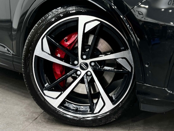 Used Audi Q7 2023 for sale - 76277624: Photo 12