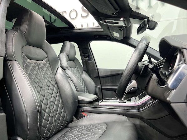 Used Audi Q7 2023 for sale - 76277624: Photo 2