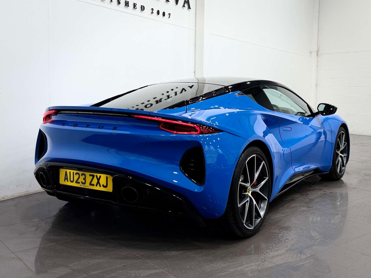 Used Lotus Emira 2023 for sale - 78111292: Photo 5