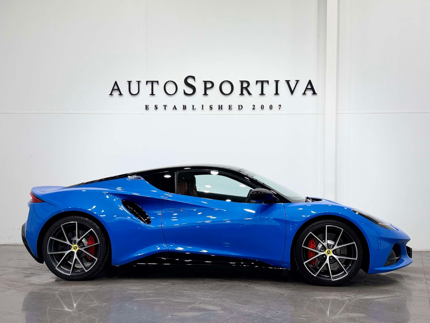 Used Lotus Emira 2023 for sale - 78111292: Photo 6