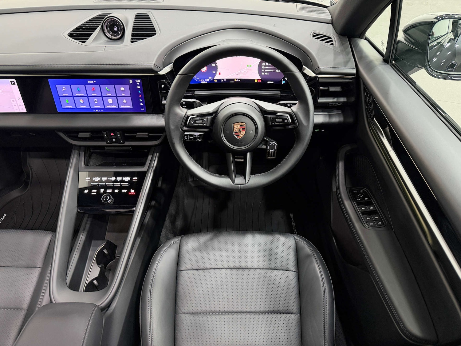 Used Porsche Macan 2024 for sale - 77210014: Photo 23