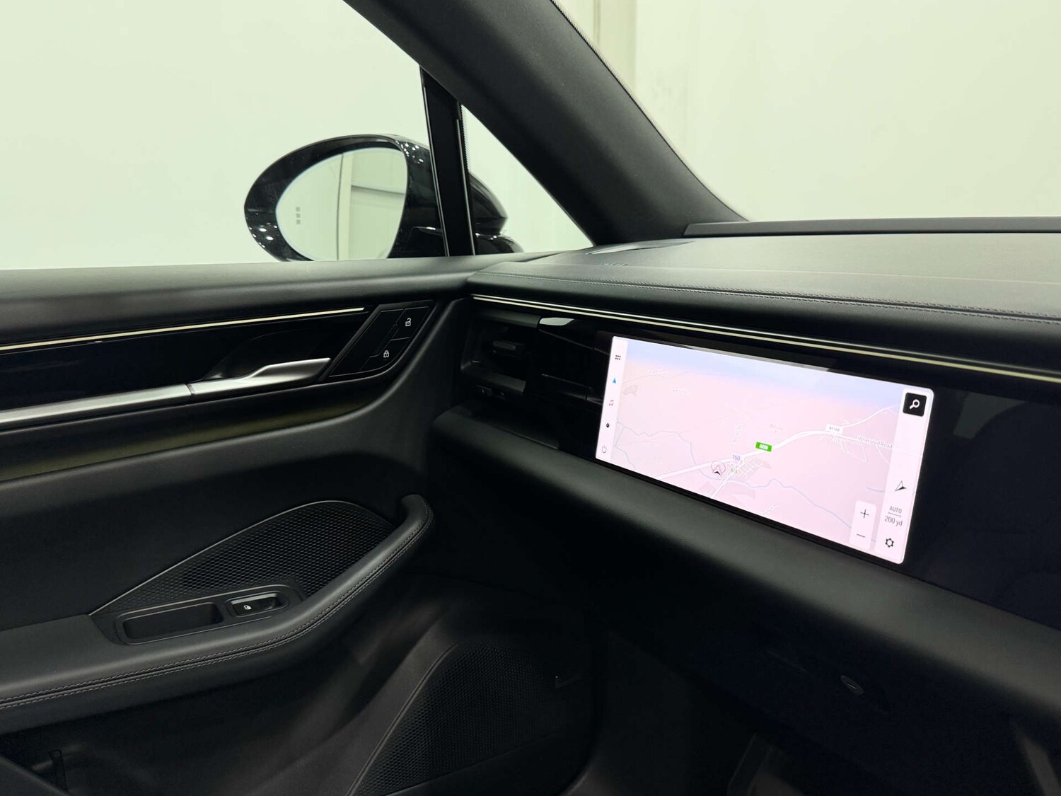 Used Porsche Macan 2024 for sale - 77210014: Photo 39