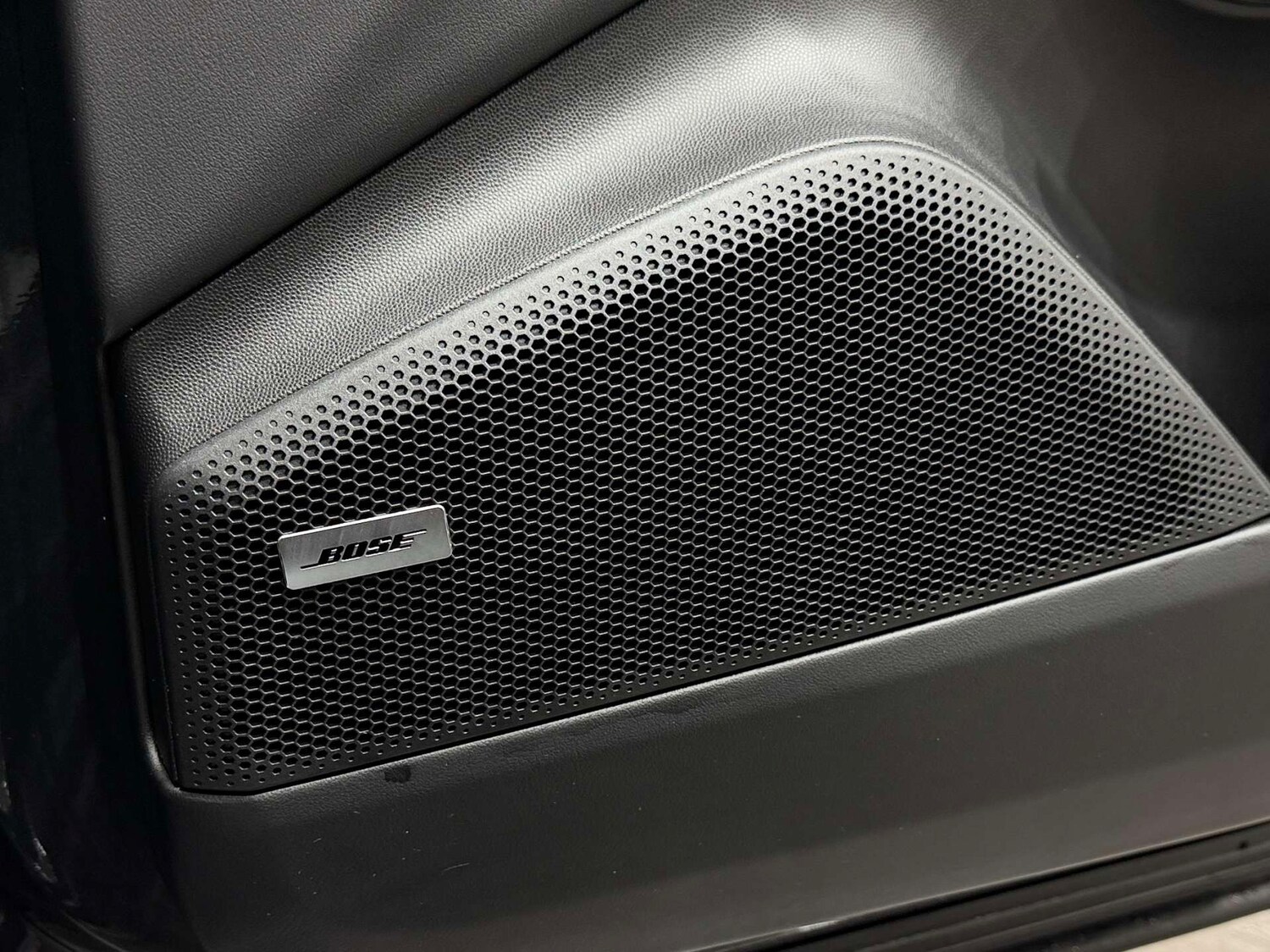 Used Porsche Macan 2024 for sale - 77210014: Photo 42