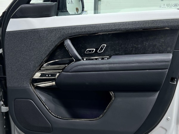 Used Land Rover Range Rover Sport 2023 for sale - 76063648: Photo 38