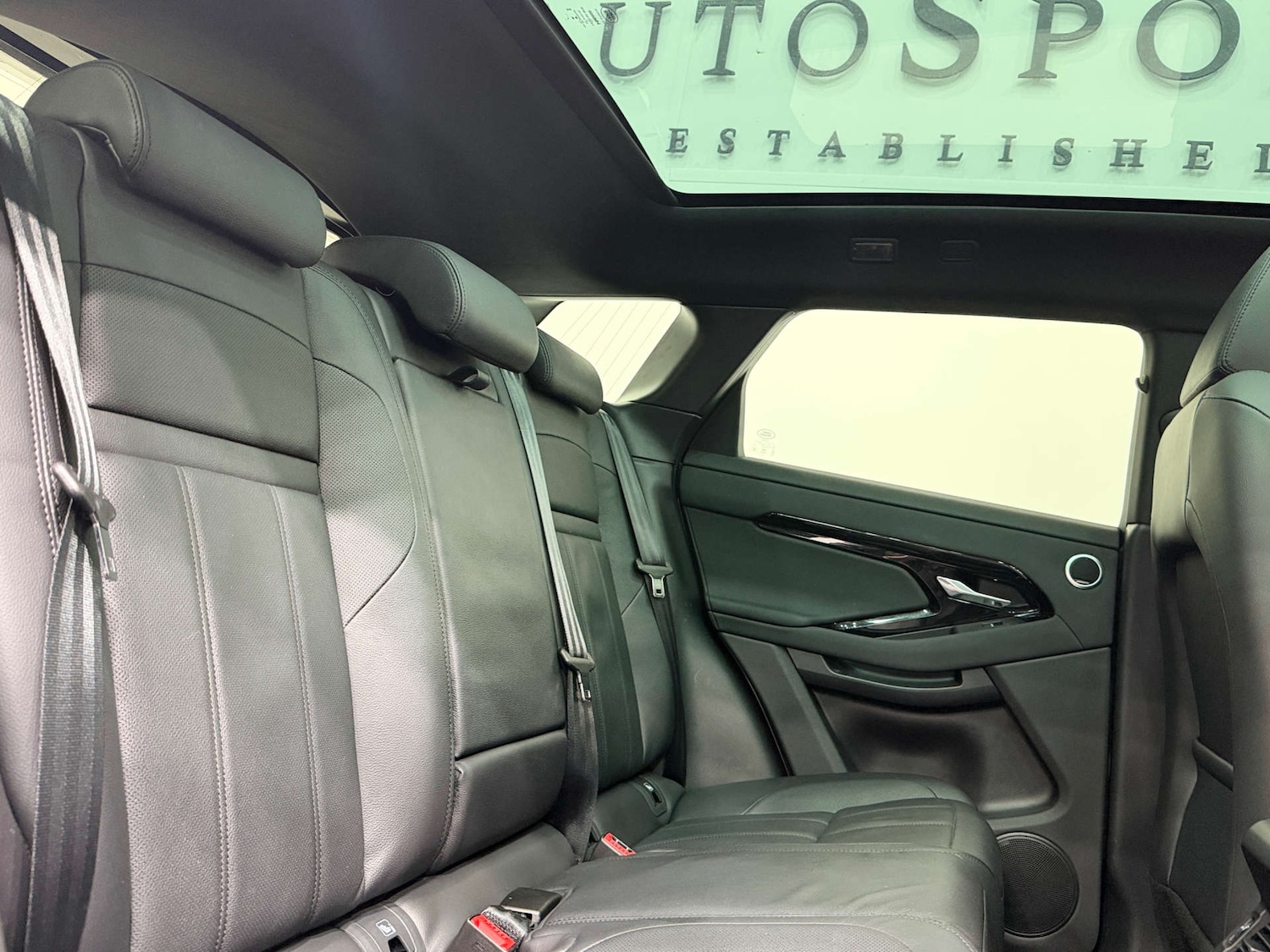 Used Land Rover Range Rover Evoque 2023 for sale - 76579682: Photo 14