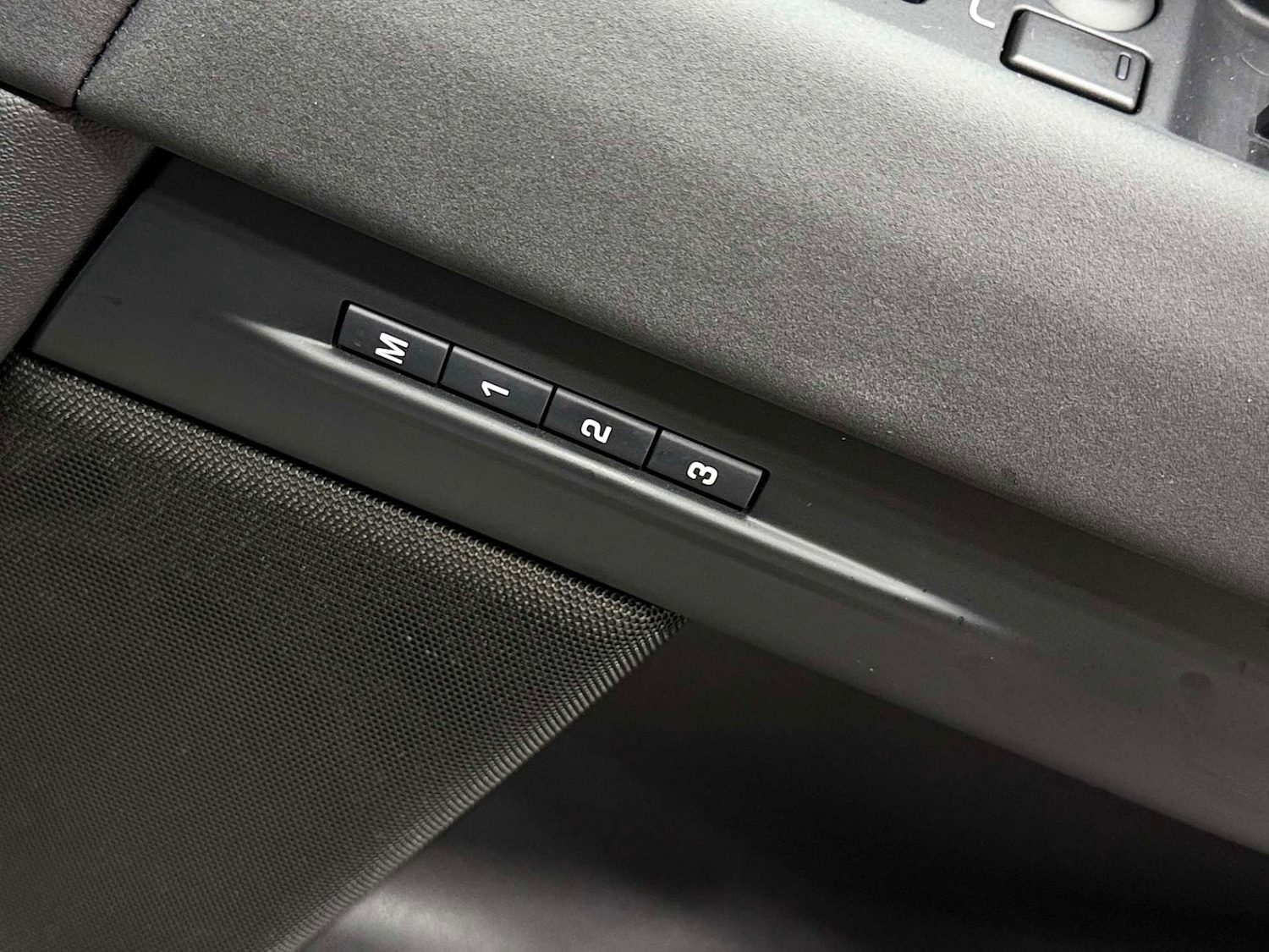 Used Land Rover Range Rover Evoque 2023 for sale - 76579682: Photo 30