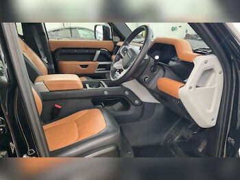 Used Land Rover Defender 2023 for sale - 78733873: Photo