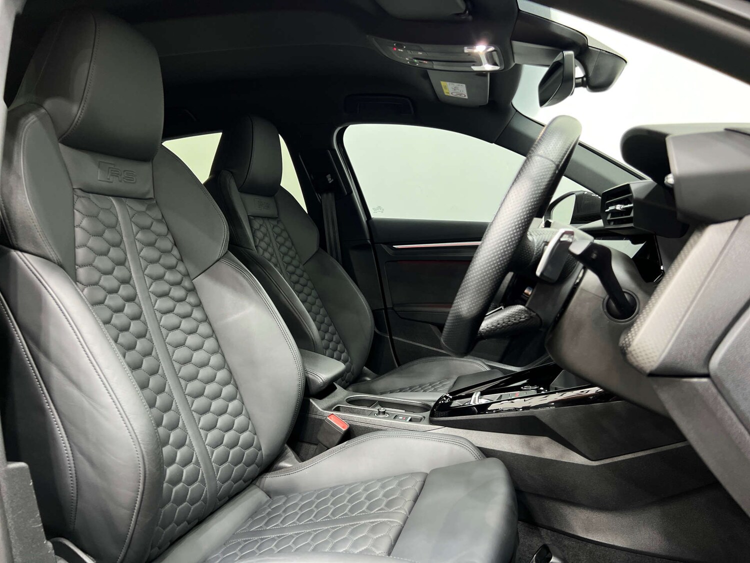 Used Audi A3 2022 for sale - 75996557: Photo 2