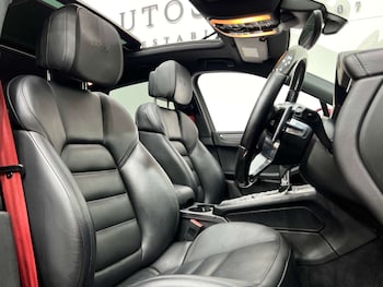 Used Volkswagen up! 2018 for sale - 77963124: Photo