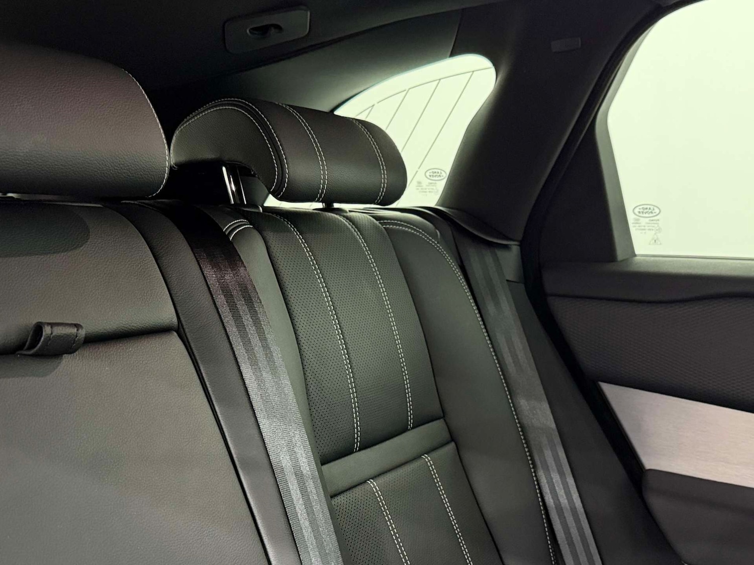 Used Land Rover Range Rover Velar 2022 for sale - 76969214: Photo 15