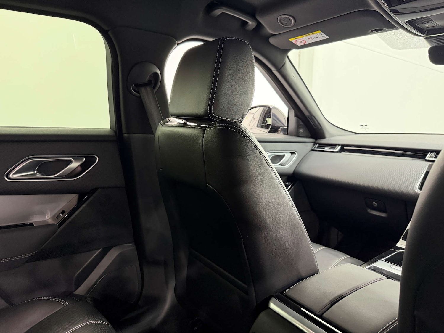 Used Land Rover Range Rover Velar 2022 for sale - 76969214: Photo 16