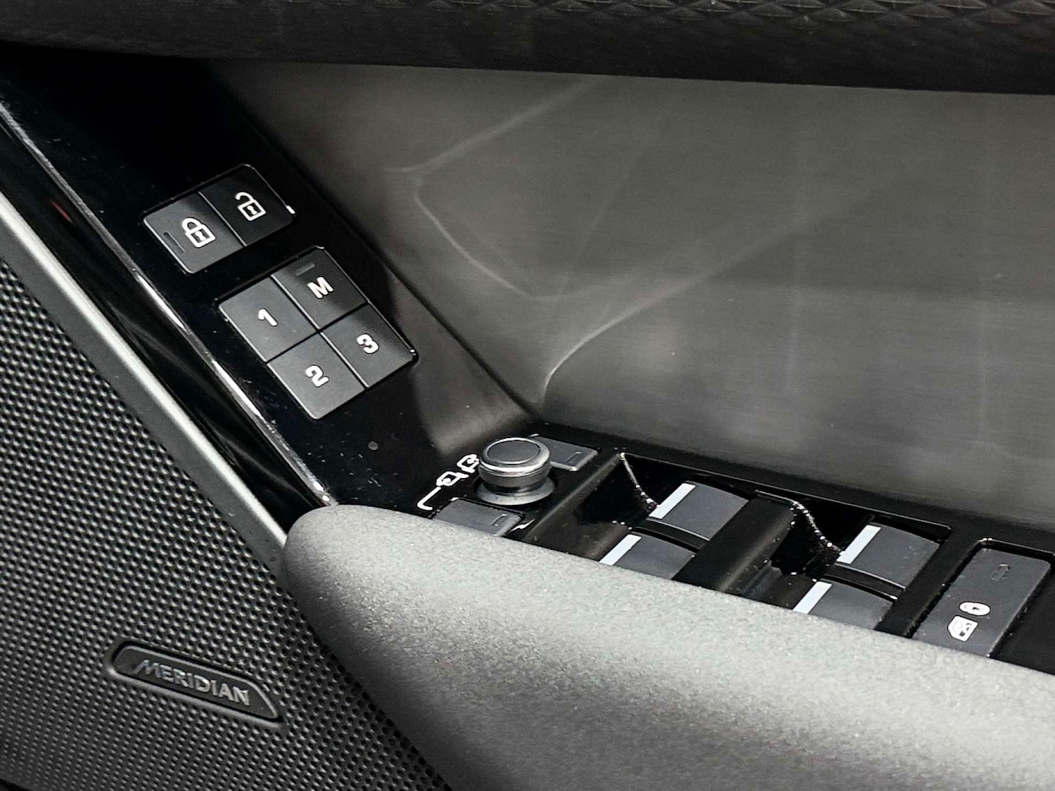 Used Land Rover Range Rover Velar 2022 for sale - 76969214: Photo 32