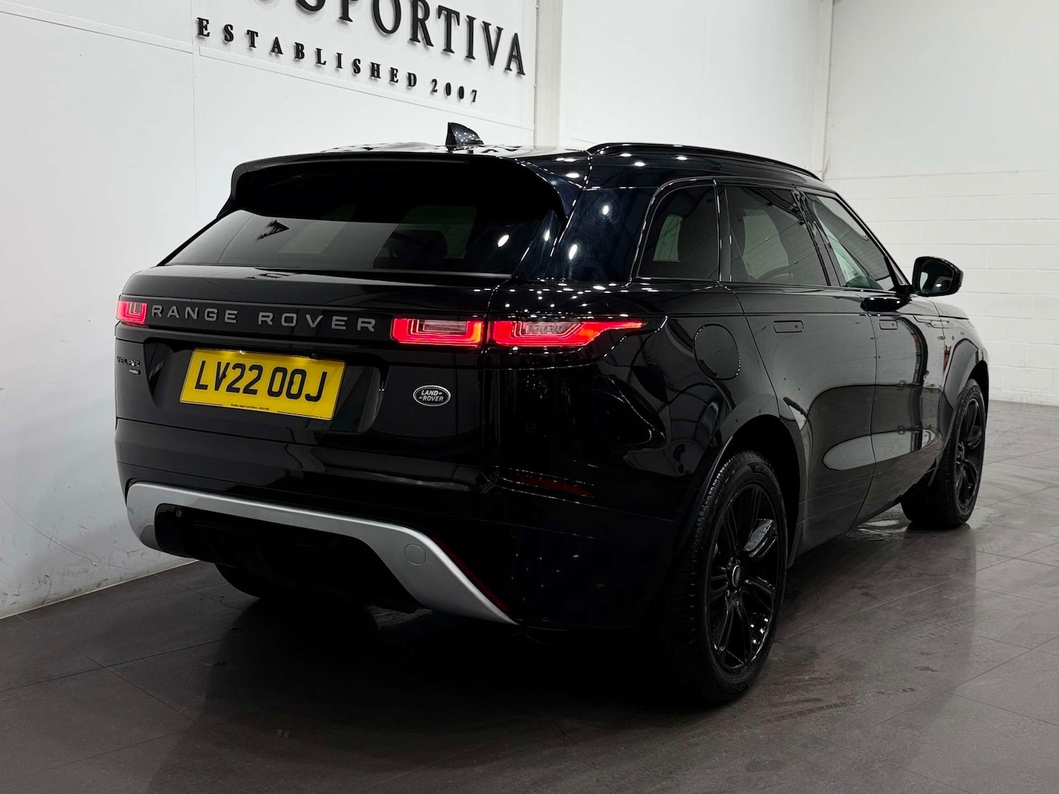 Used Land Rover Range Rover Velar 2022 for sale - 76969214: Photo 6