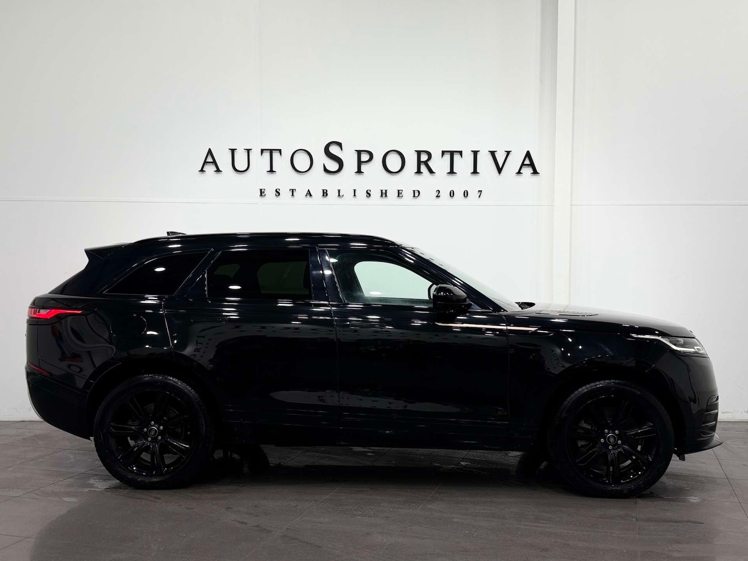 Used Land Rover Range Rover Velar 2022 for sale - 76969214: Photo 7