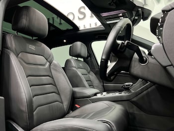 Used Volkswagen Touareg 2022 for sale - 75581924: Photo