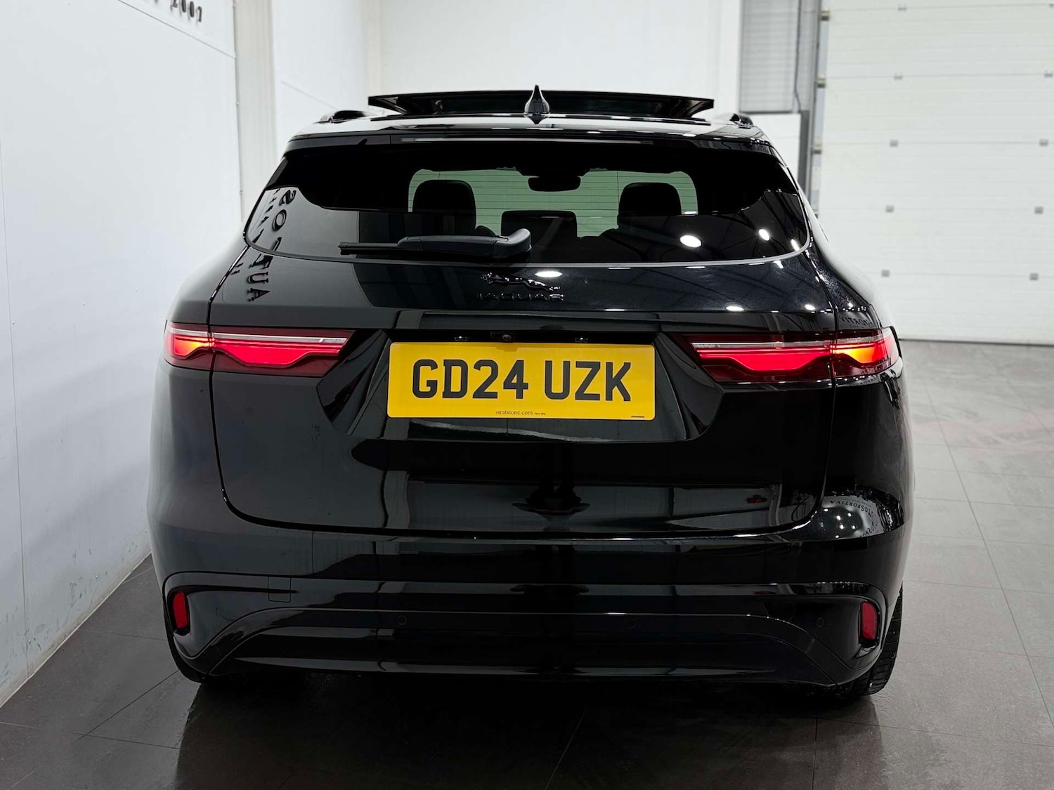 Used Jaguar F-Pace 2024 for sale - 77065871: Photo 10