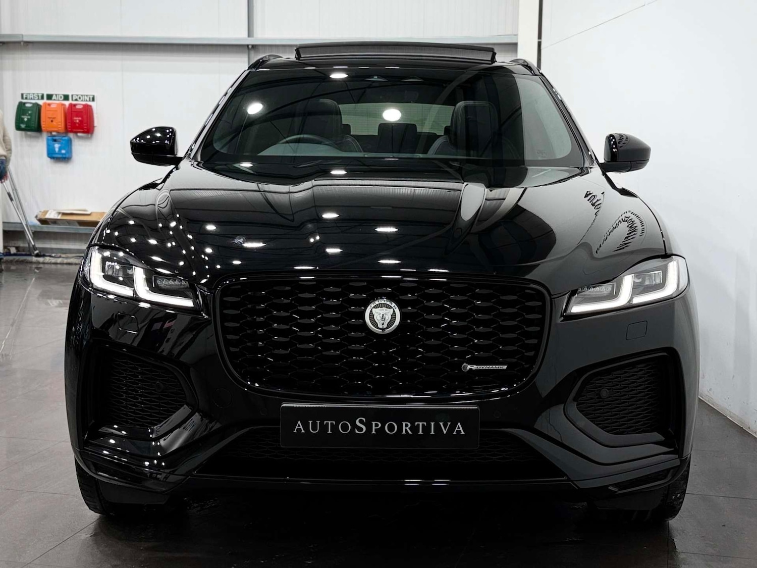 Used Jaguar F-Pace 2024 for sale - 77065871: Photo 9