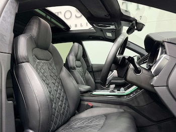 Used Audi Q8 2024 for sale - 77833934: Photo