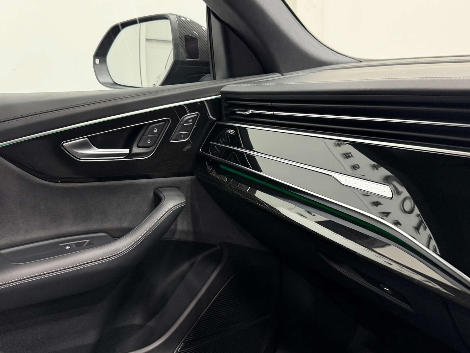 Used Audi Q8 2024 for sale - 77833934: Photo 42