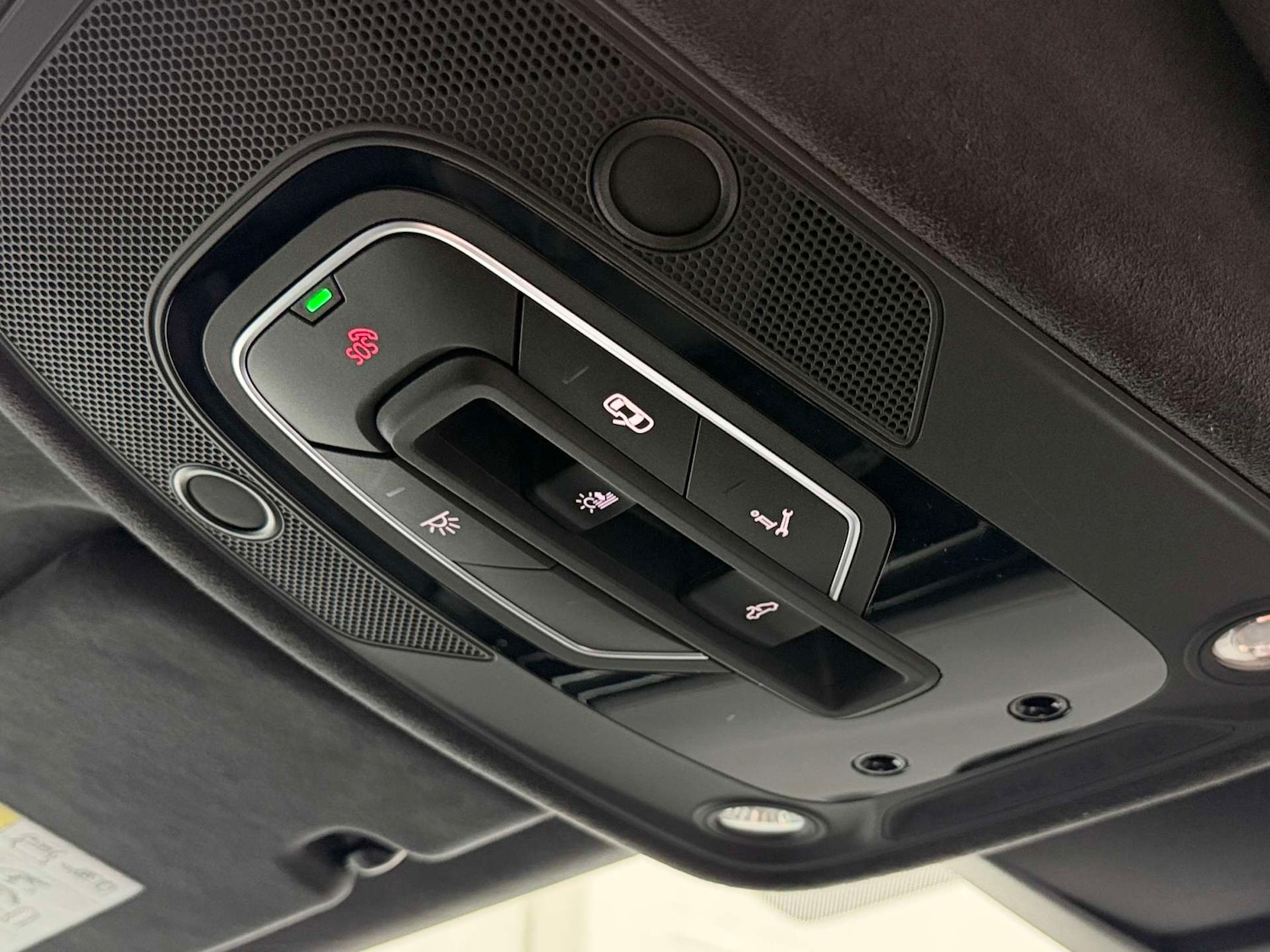 Used Audi Q8 2024 for sale - 77833934: Photo 46