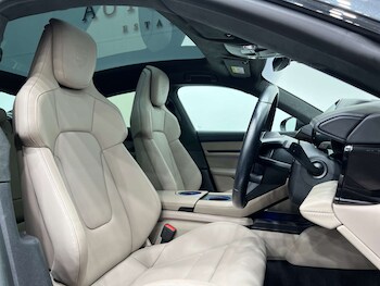 Used Porsche Taycan 2023 for sale - 76068151: Photo