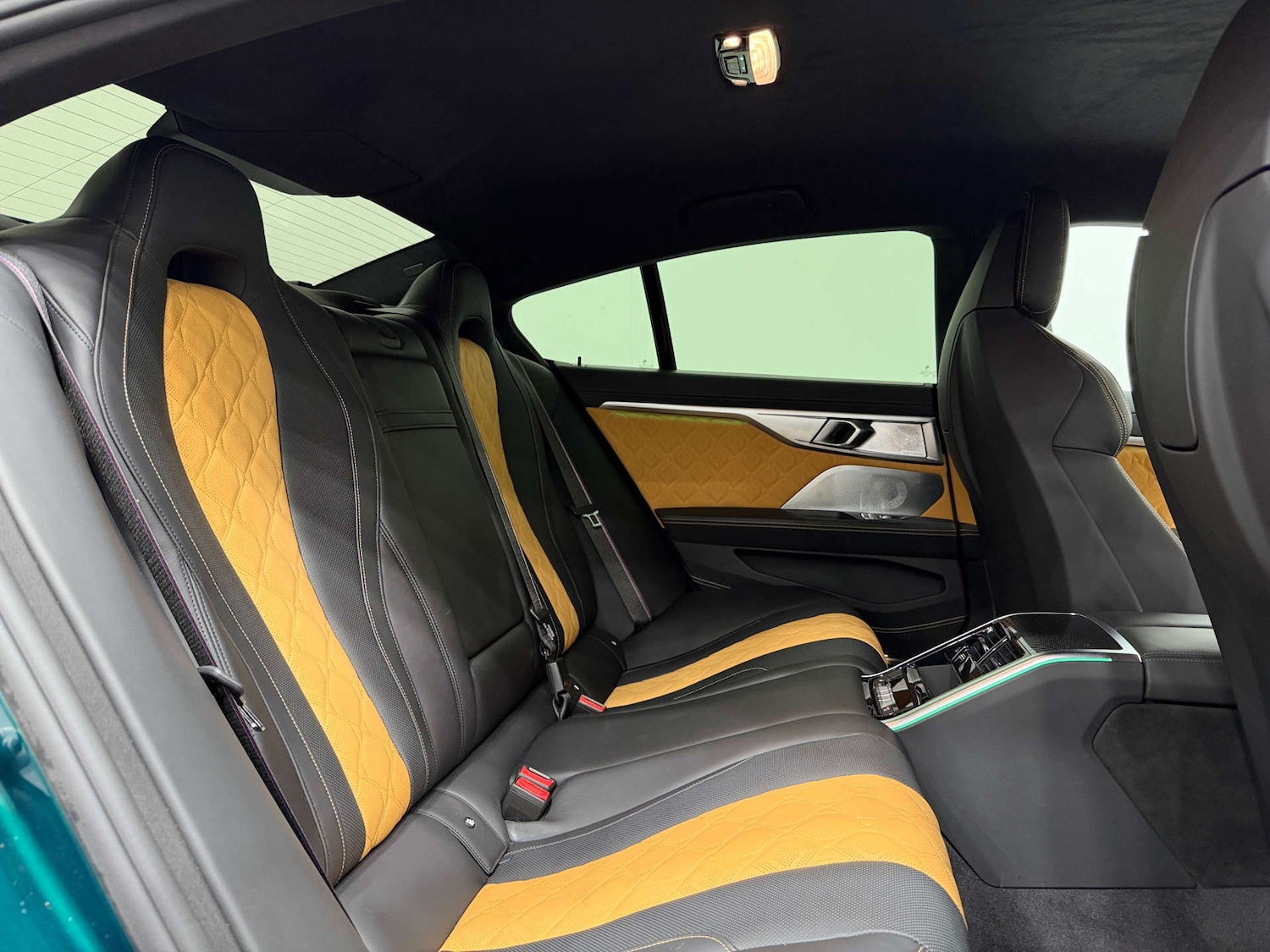 Used BMW M8 2022 for sale - 76477431: Photo 15