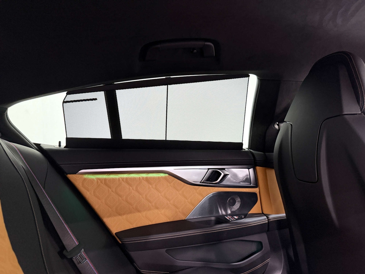 Used BMW M8 2022 for sale - 76477431: Photo 17