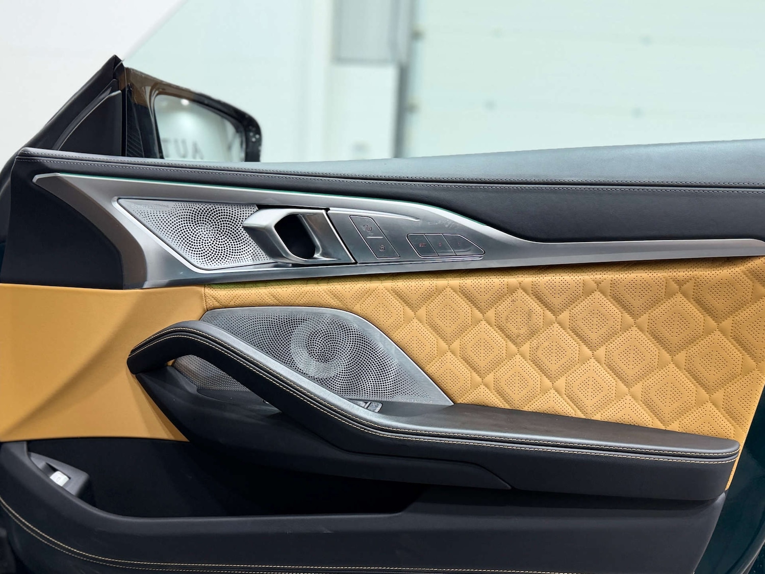 Used BMW M8 2022 for sale - 76477431: Photo 46