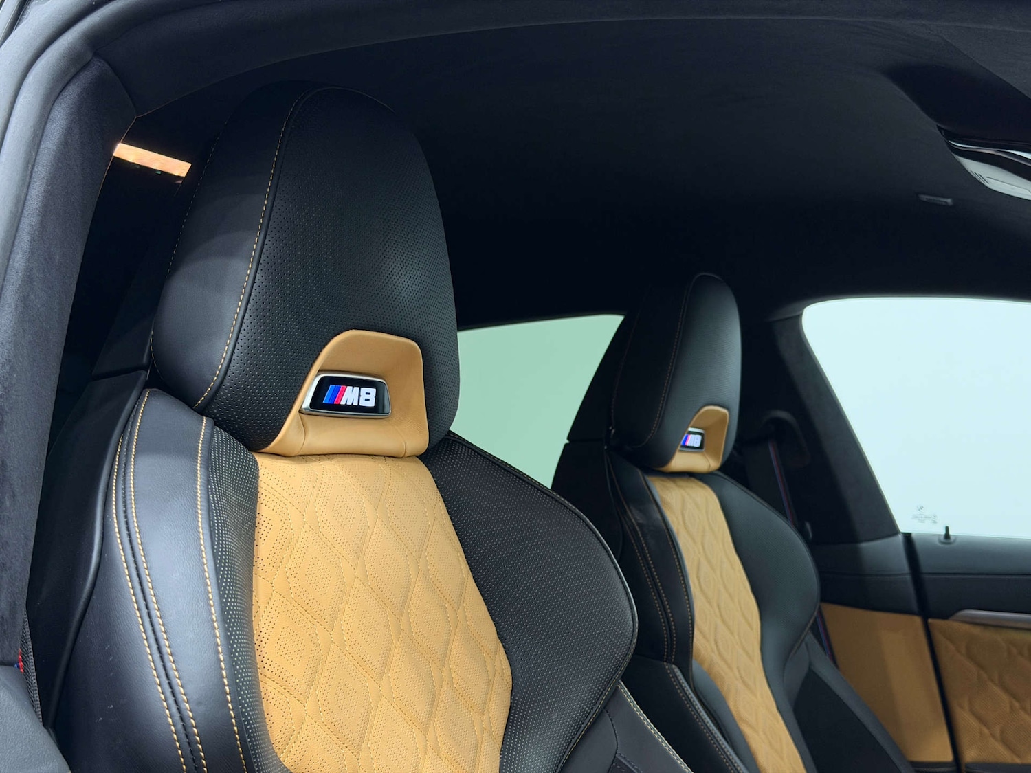 Used BMW M8 2022 for sale - 76477431: Photo 48