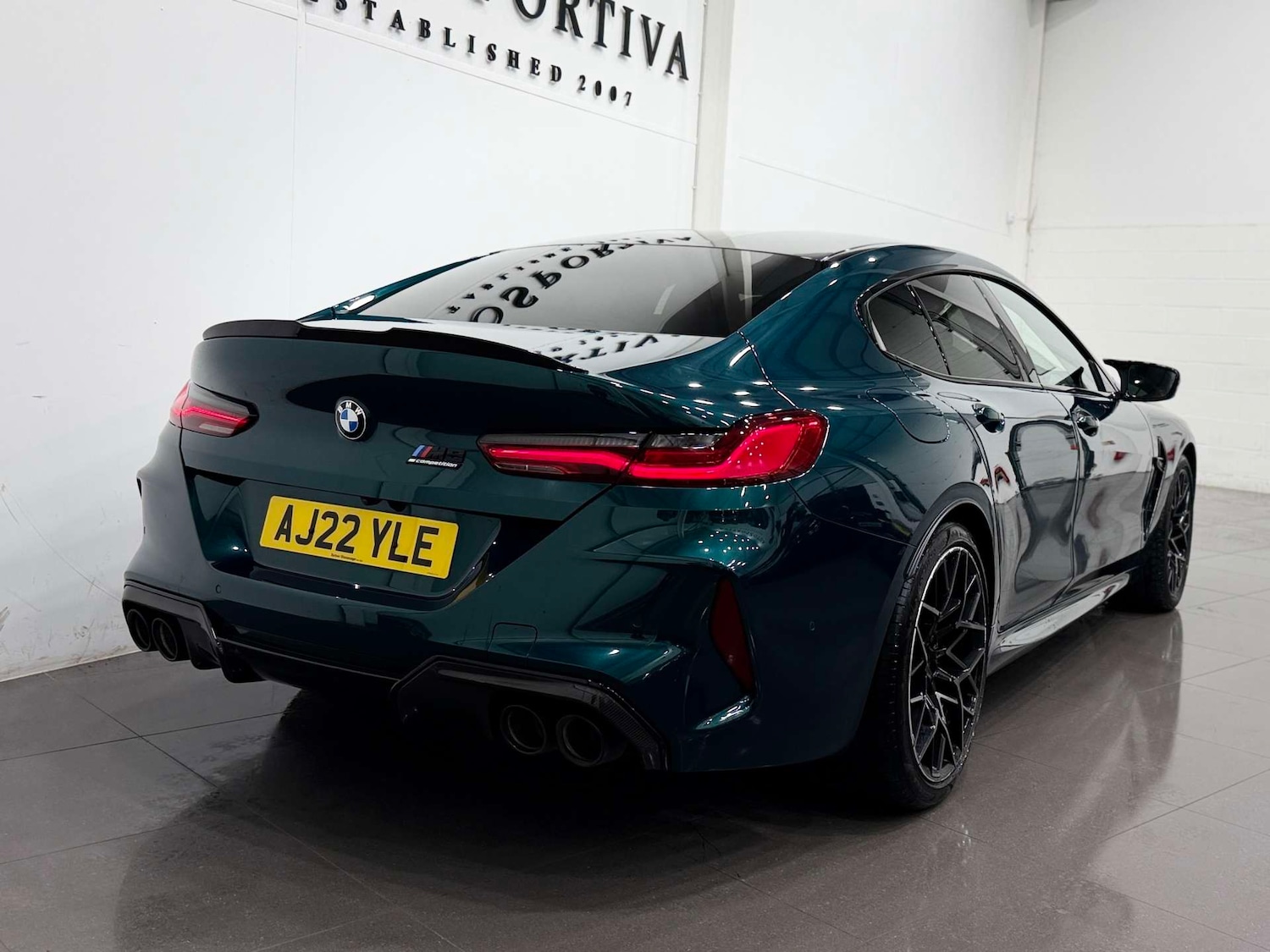 Used BMW M8 2022 for sale - 76477431: Photo 5