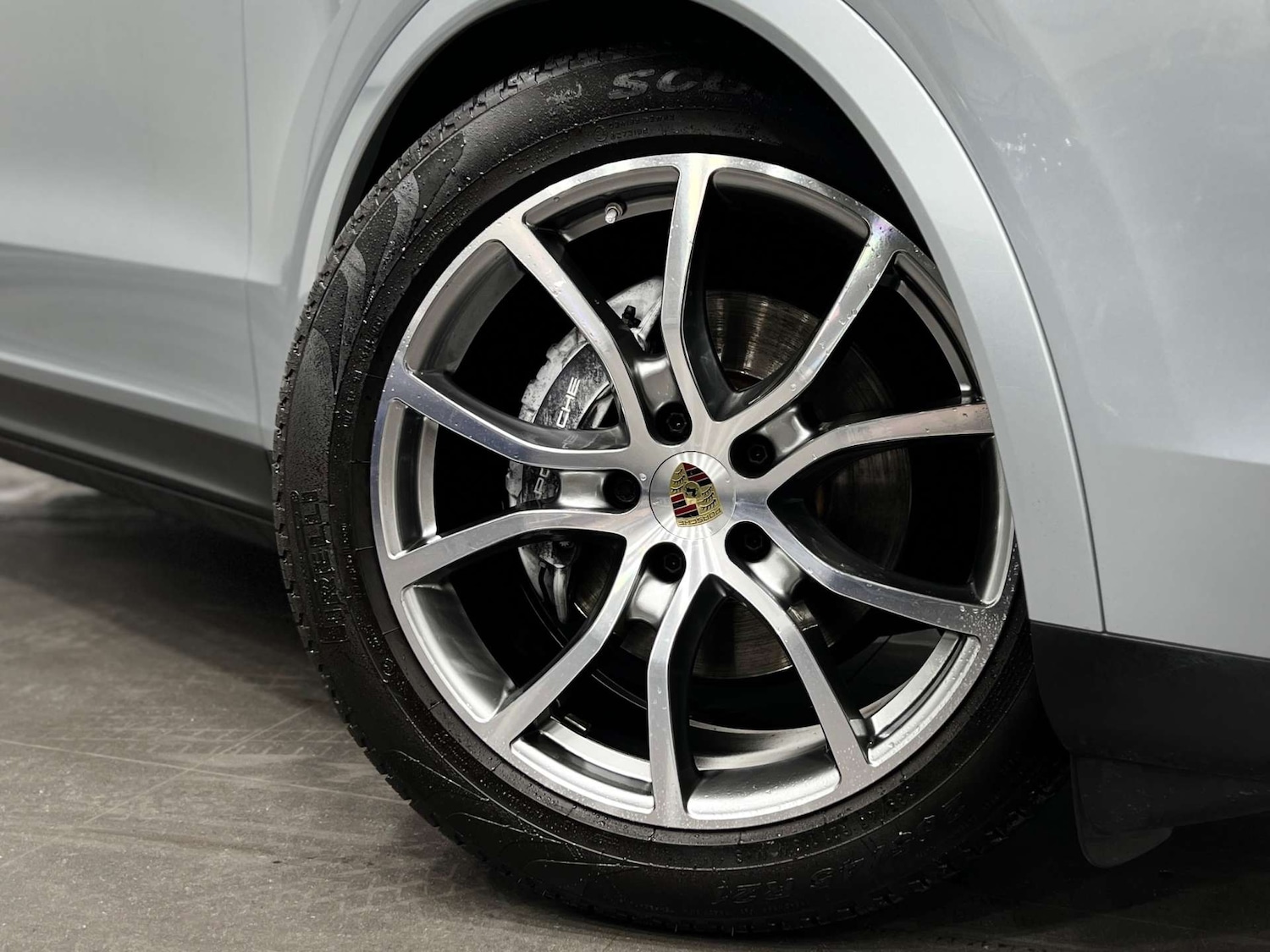 Used Porsche Cayenne 2023 for sale - 76601172: Photo 15