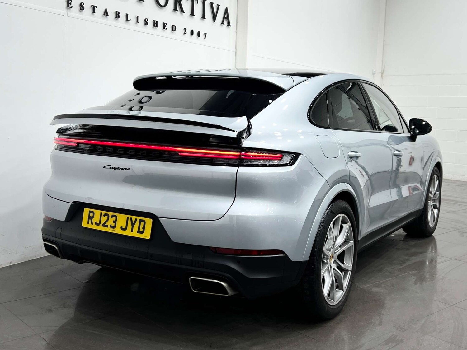 Used Porsche Cayenne 2023 for sale - 76601172: Photo 5