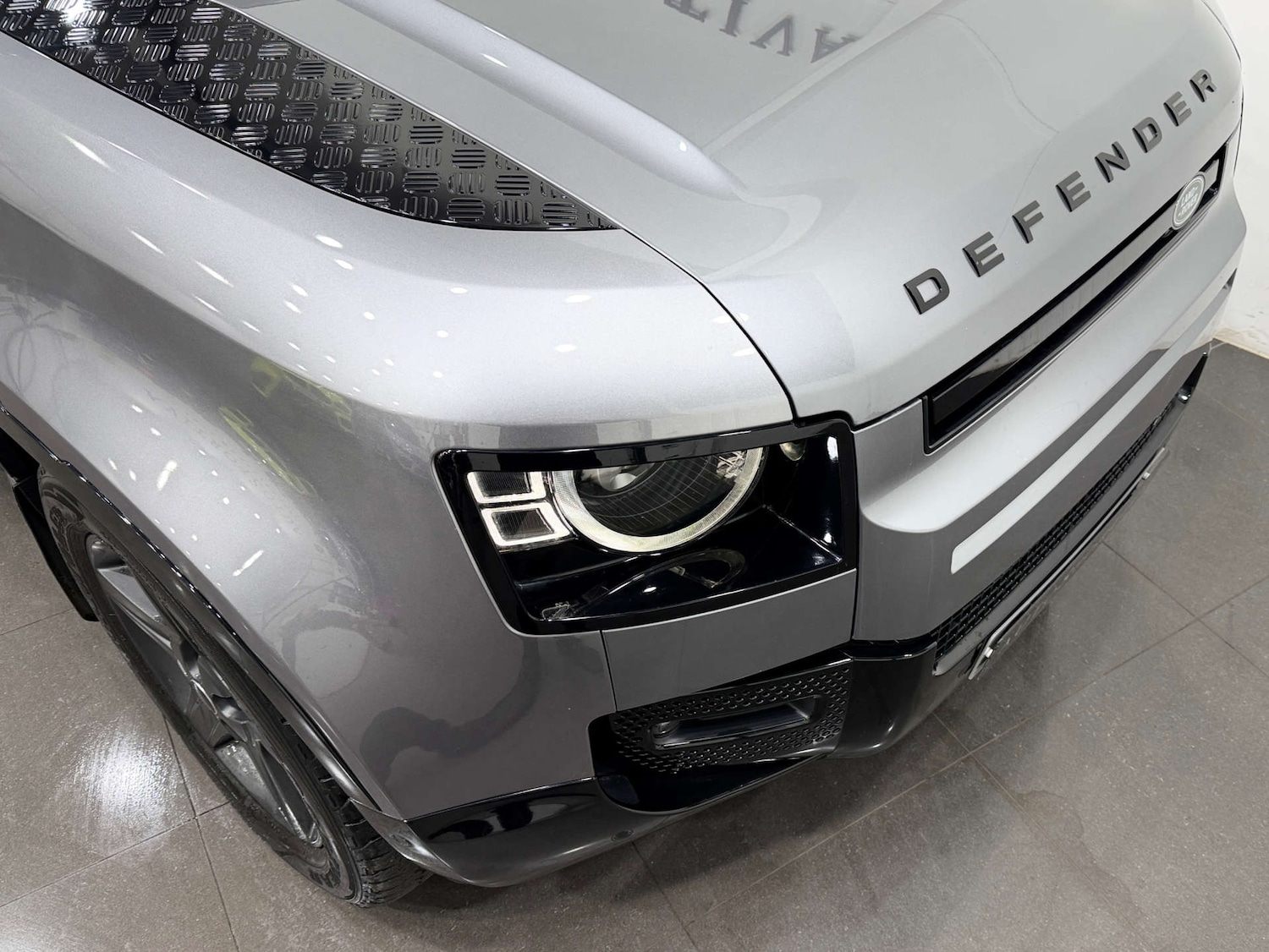 Used Land Rover Defender 2022 for sale - 76642923: Photo 37