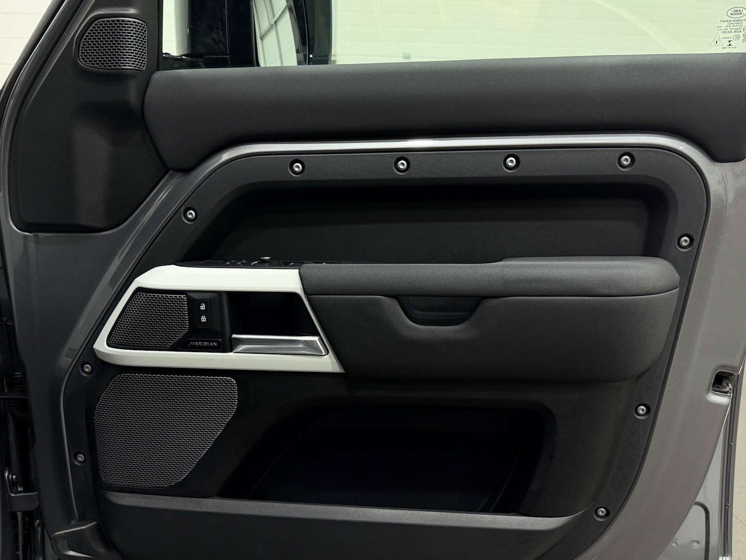 Used Land Rover Defender 2022 for sale - 76642923: Photo 41