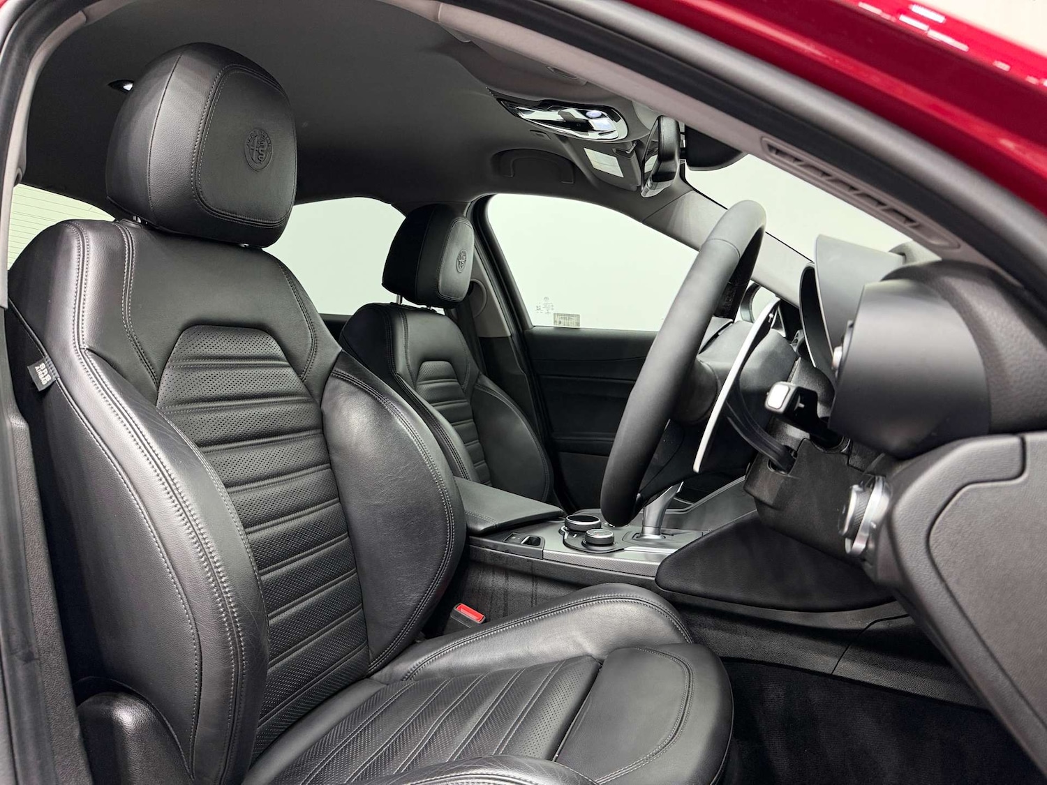 Used Alfa Romeo Giulia 2019 for sale - 77380692: Photo 2