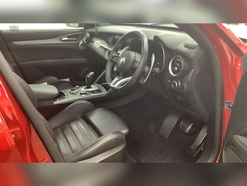 Used Alfa Romeo Stelvio 2023 for sale - 78557790: Photo