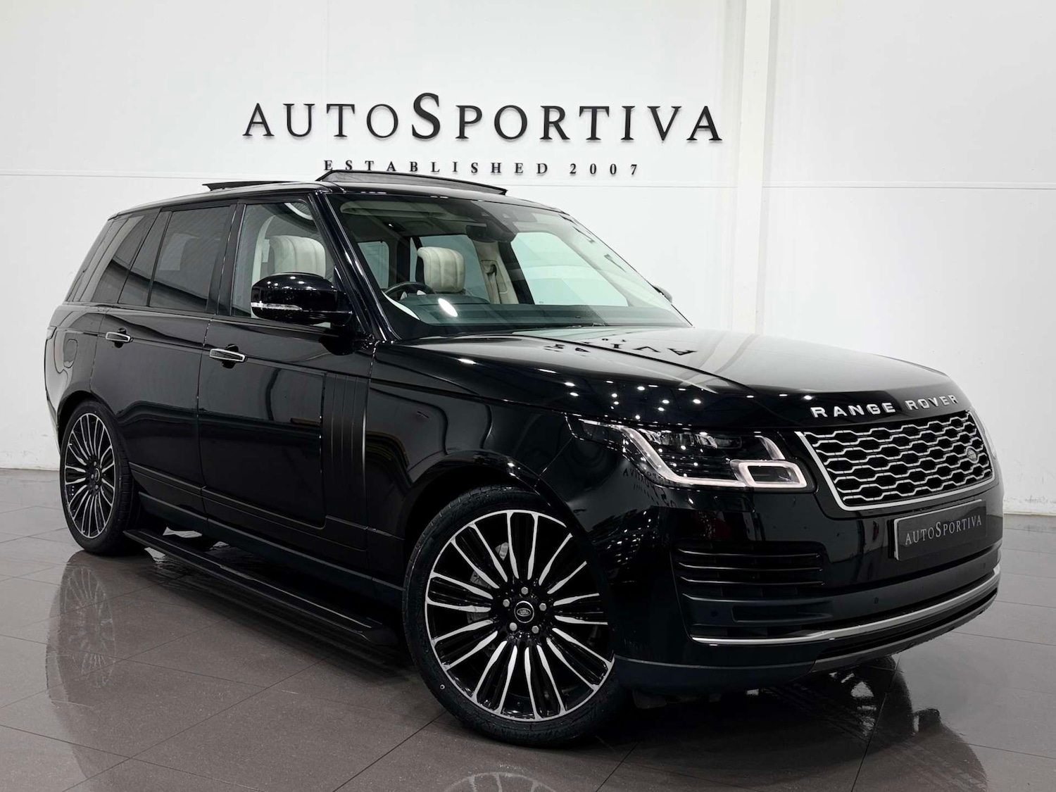 Used Land Rover Range Rover 2021 for sale - 77129094: Photo 1