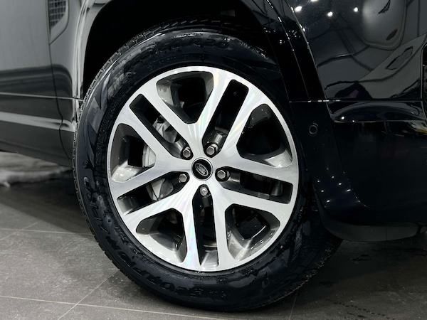 Used Land Rover Defender 2024 for sale - 76129214: Photo 12
