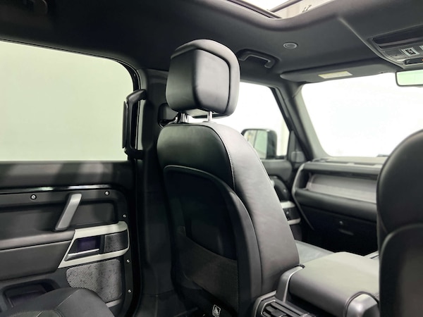 Used Land Rover Defender 2024 for sale - 76129214: Photo 20