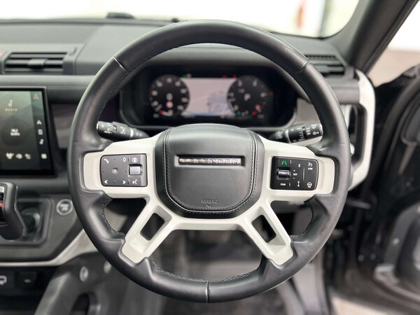 Used Land Rover Defender 2024 for sale - 76129214: Photo 25