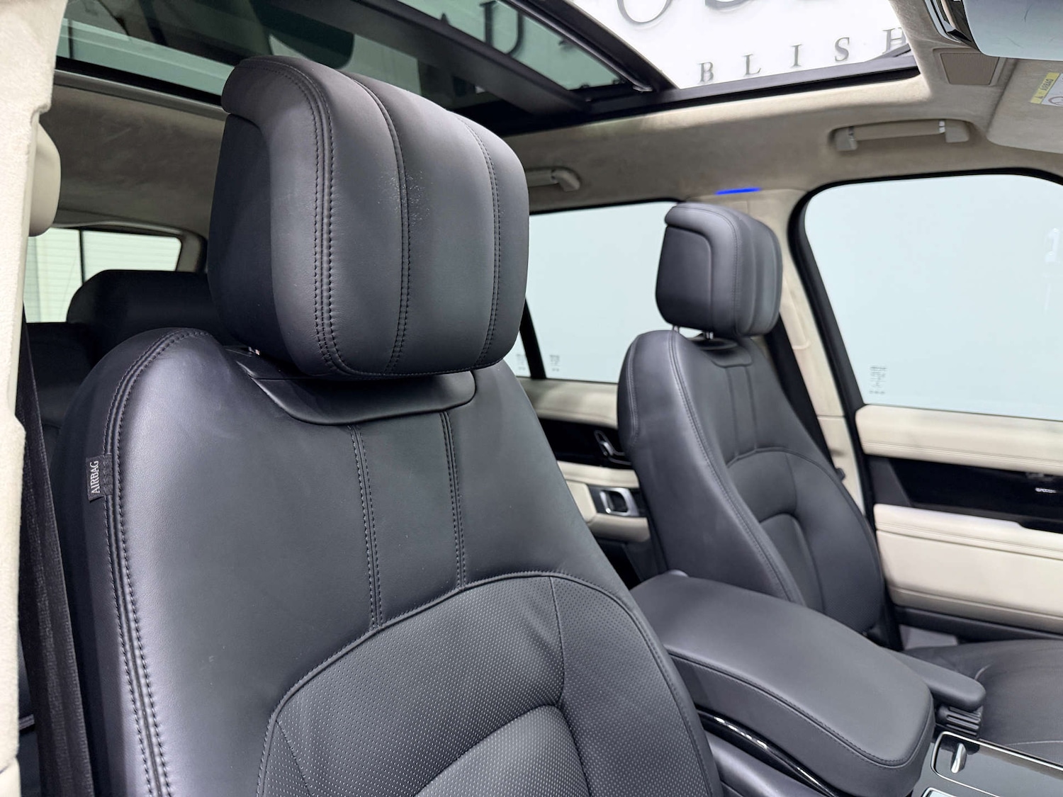 Used Land Rover Range Rover 2021 for sale - 76345021: Photo 43