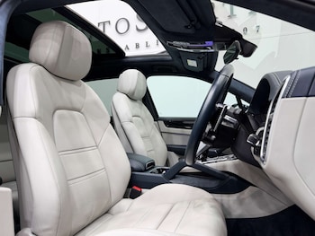 Used Porsche Cayenne 2022 for sale - 78486370: Photo