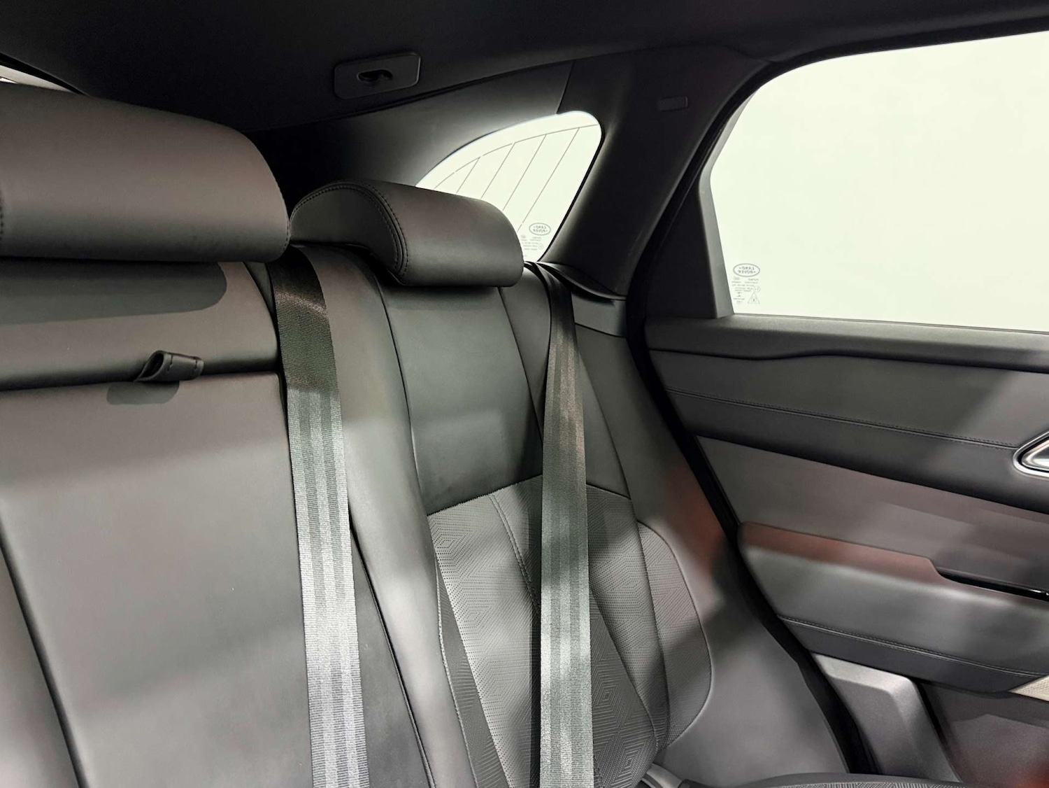 Used Land Rover Range Rover Velar 2022 for sale - 76304376: Photo 16
