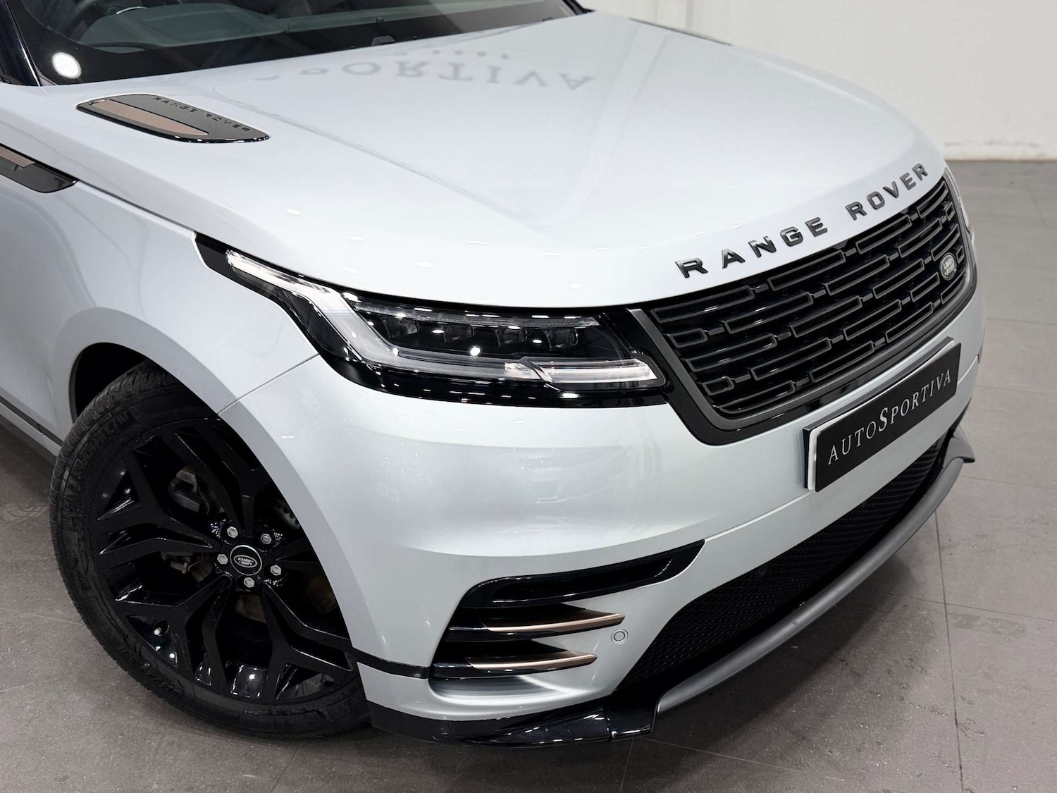 Used Land Rover Range Rover Velar 2022 for sale - 76304376: Photo 32