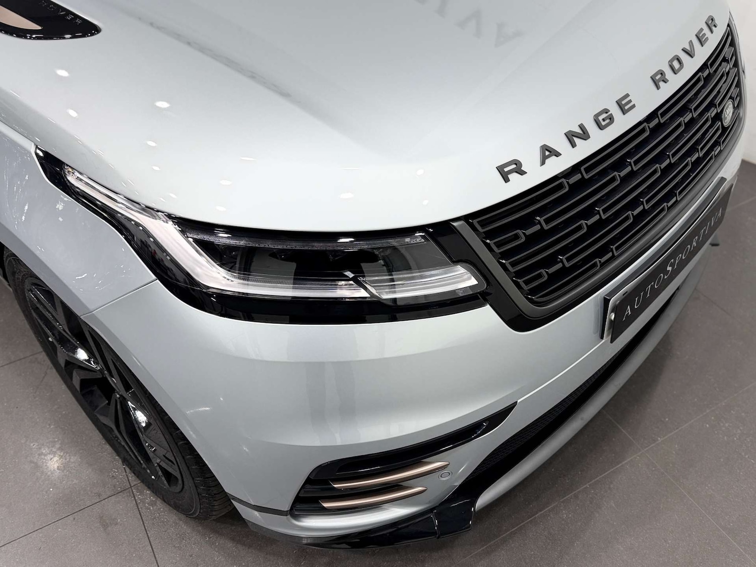Used Land Rover Range Rover Velar 2022 for sale - 76304376: Photo 33