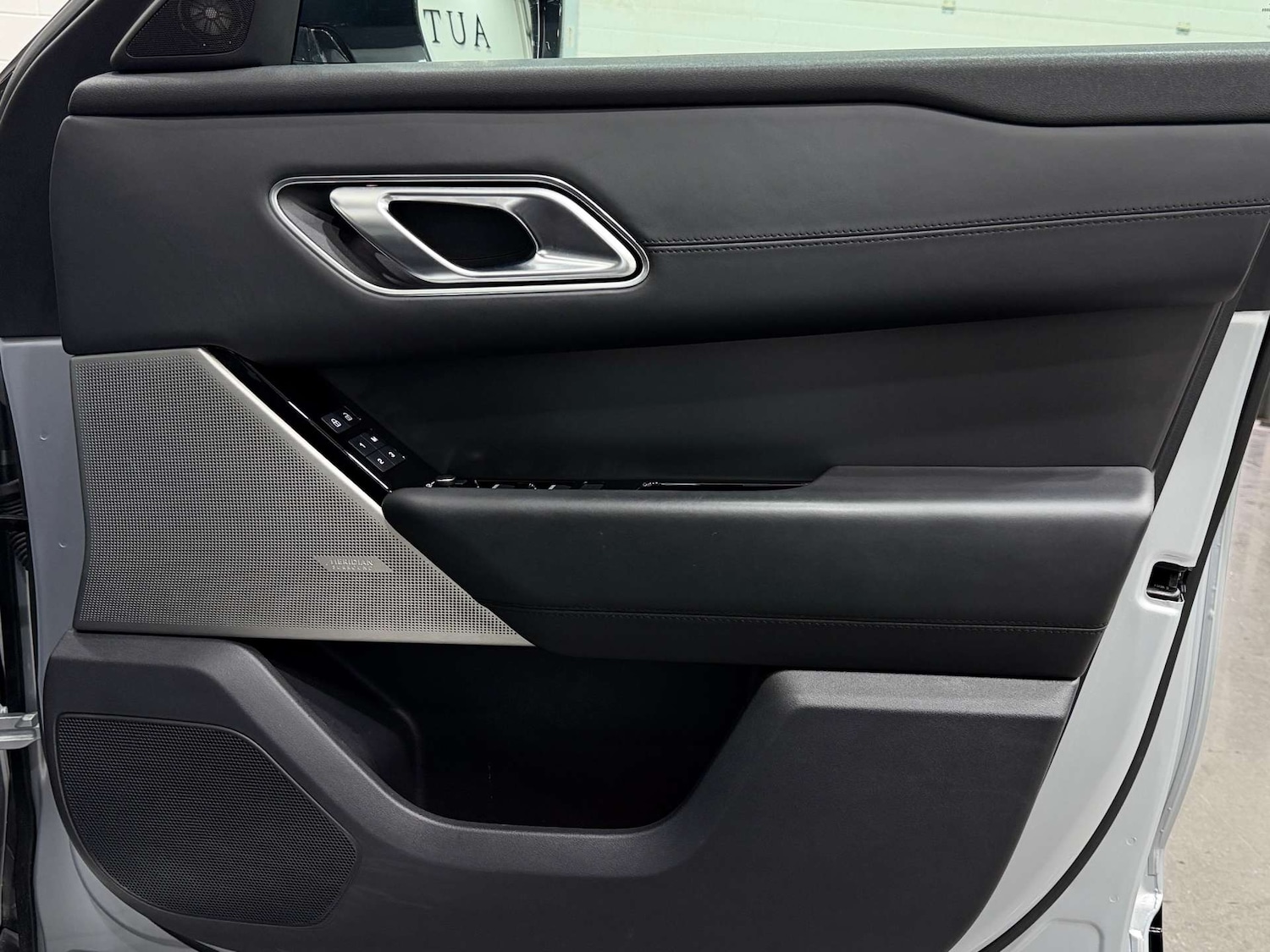 Used Land Rover Range Rover Velar 2022 for sale - 76304376: Photo 37