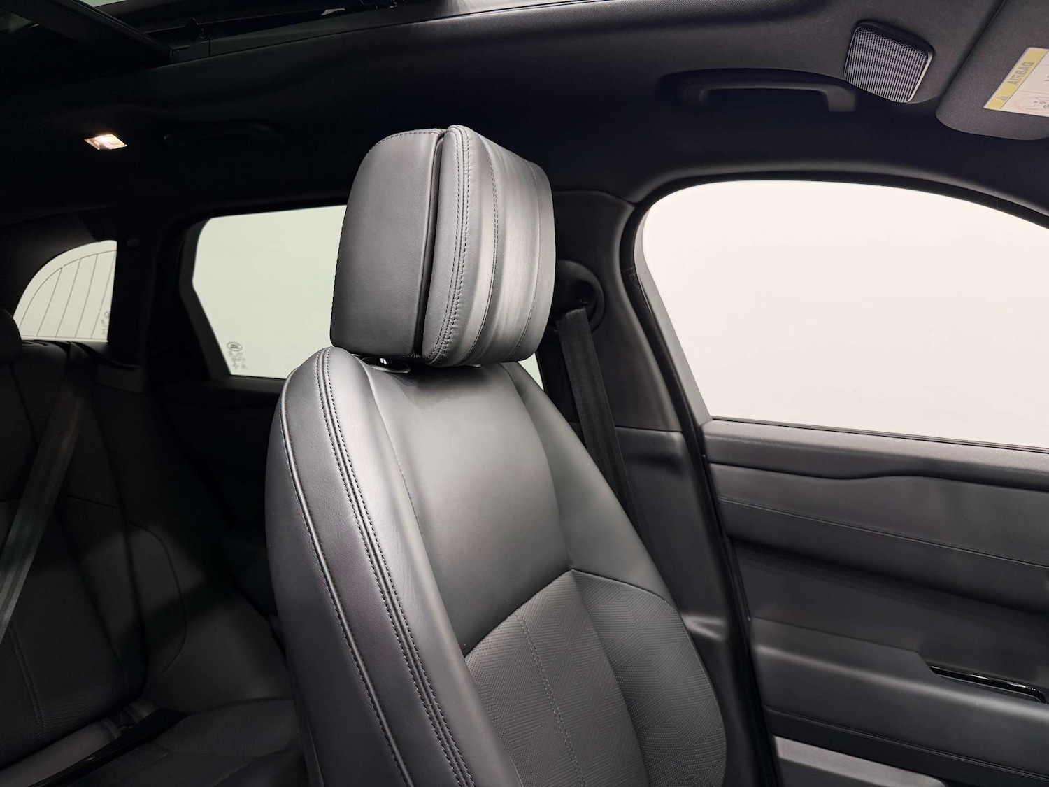 Used Land Rover Range Rover Velar 2022 for sale - 76304376: Photo 41