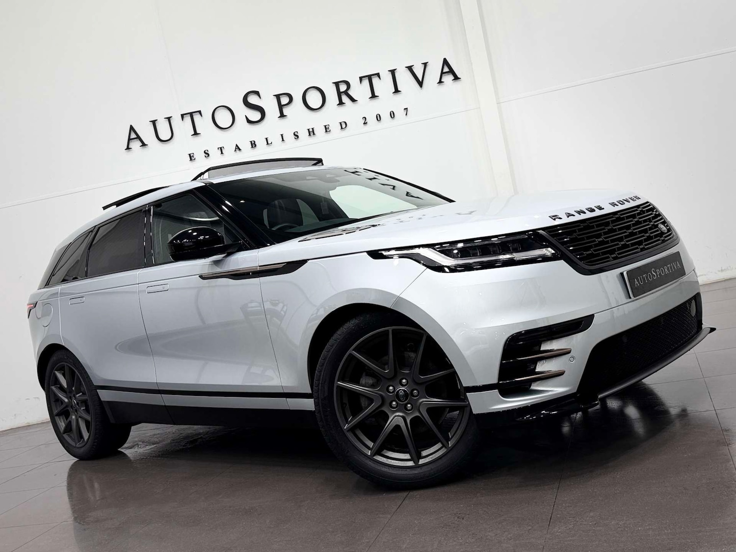 Used Land Rover Range Rover Velar 2022 for sale - 76304376: Photo 51
